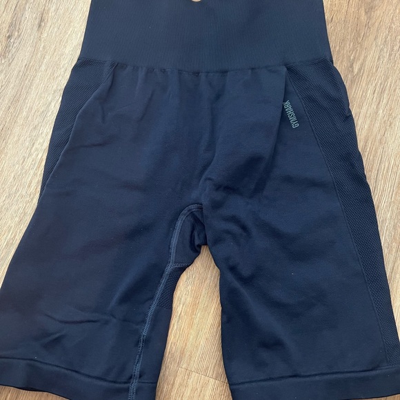 Gymshark Flex Cycling Shorts - Picture 2 of 3